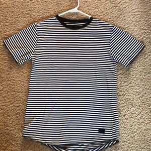 Black and white stripped shirt sleeve